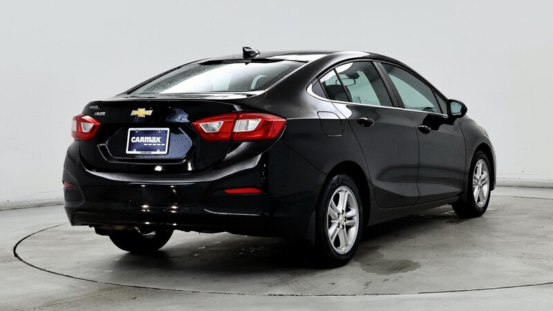 2017 Chevrolet Cruze LT 8