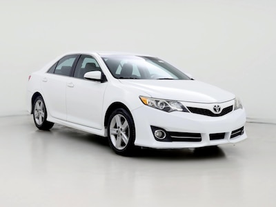 2014 Toyota Camry SE -
                Town Center, GA