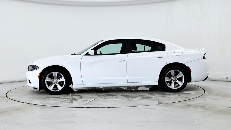 2016 Dodge Charger SE 3