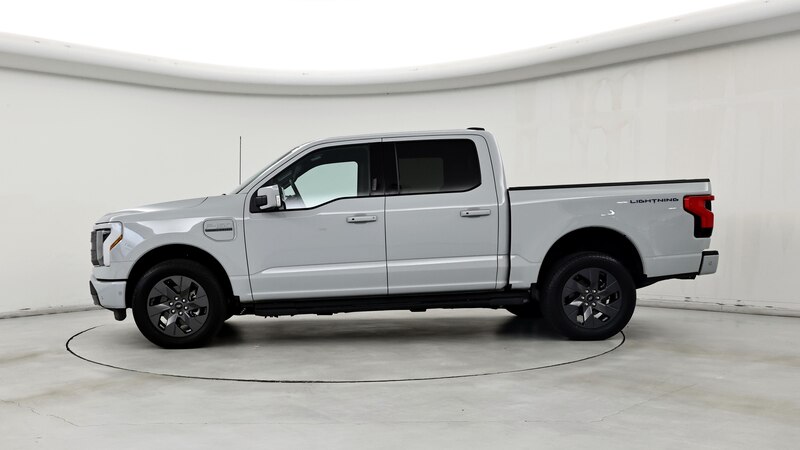 2023 Ford F-150 Lightning Lariat 3