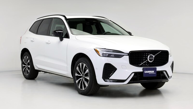 2023 Volvo XC60 B5 Plus Hero Image