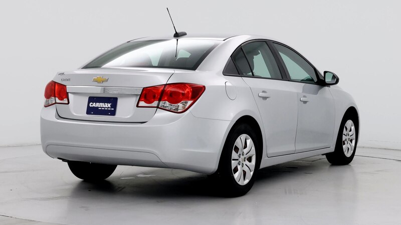 2015 Chevrolet Cruze LS 8