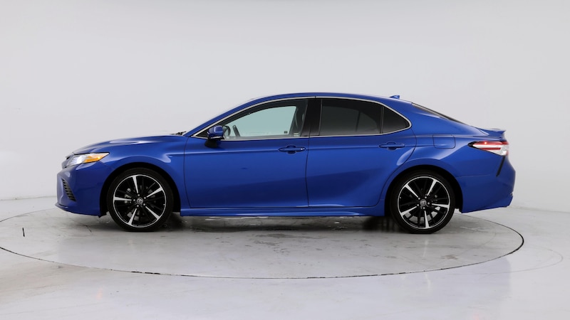 2020 Toyota Camry XSE 3