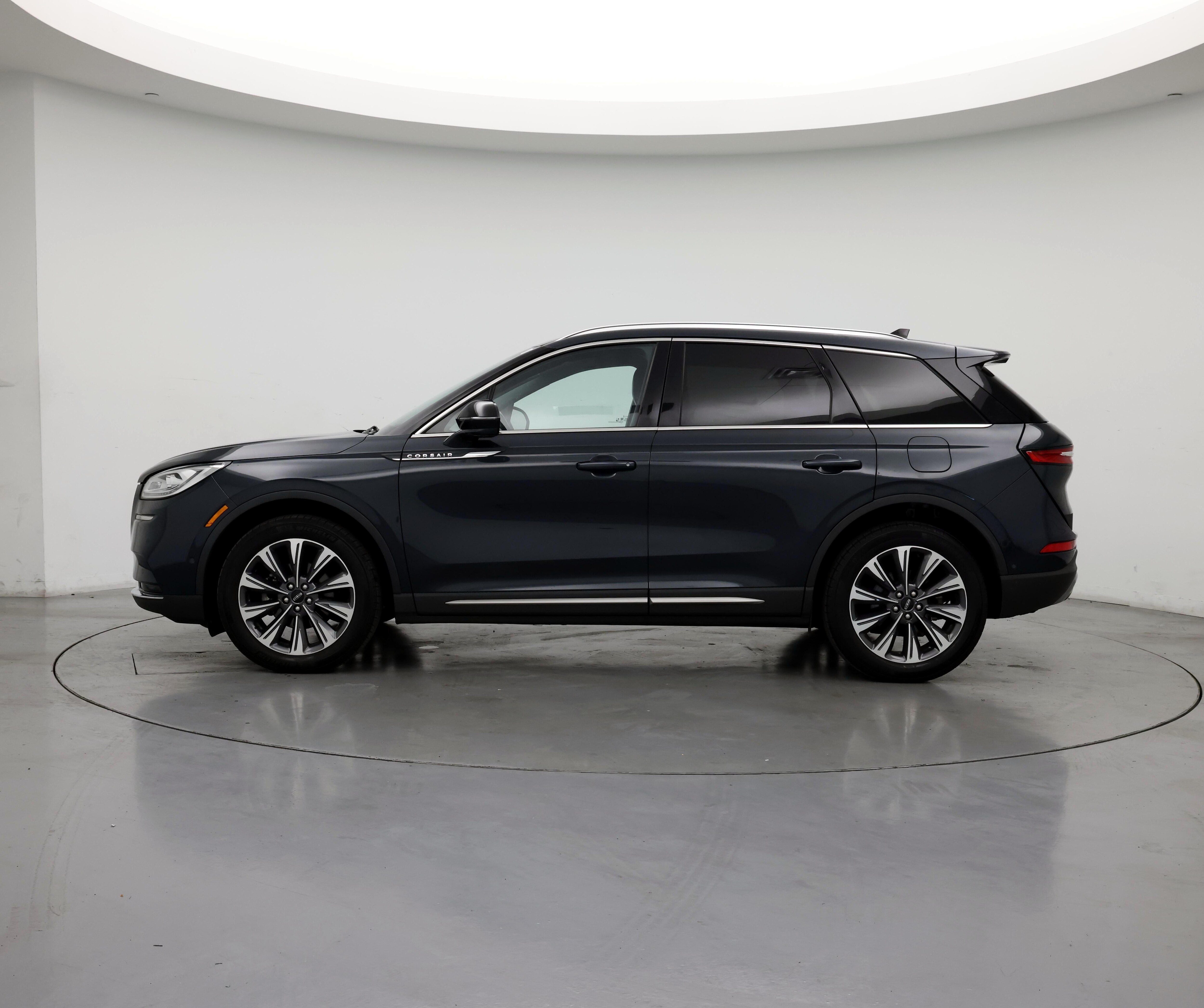 Thumbnail: 2020 Lincoln Corsair - 3