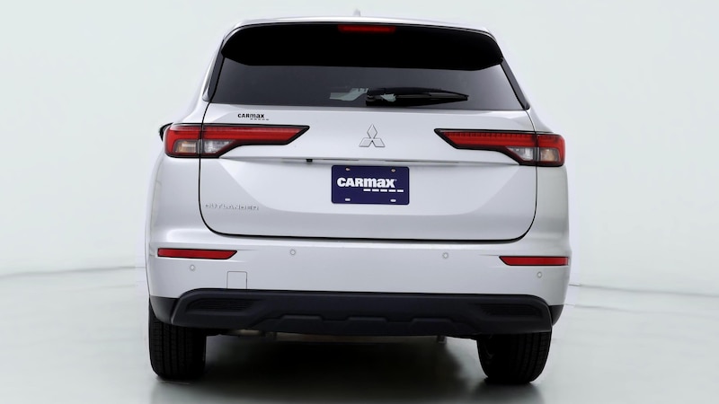 2023 Mitsubishi Outlander ES Hero Image