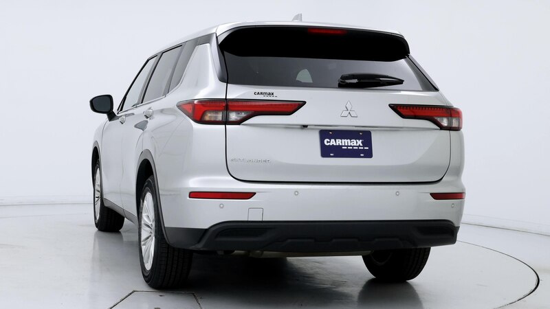 2023 Mitsubishi Outlander ES 2