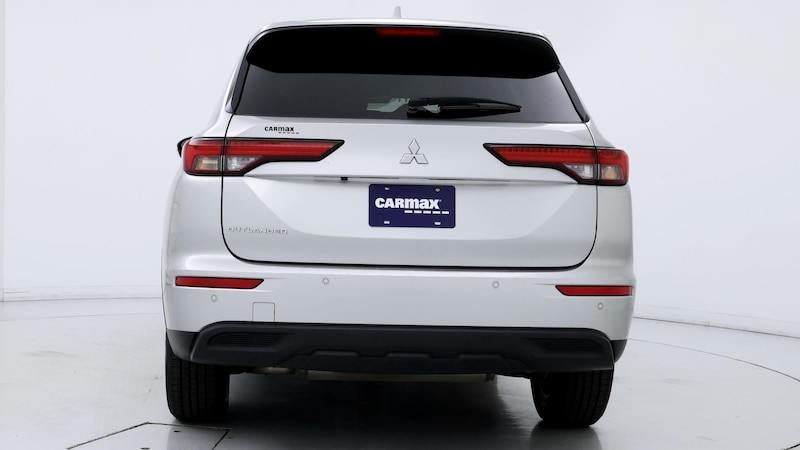 2023 Mitsubishi Outlander ES 4