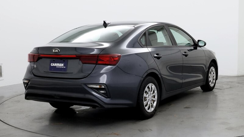 2019 Kia Forte FE 8