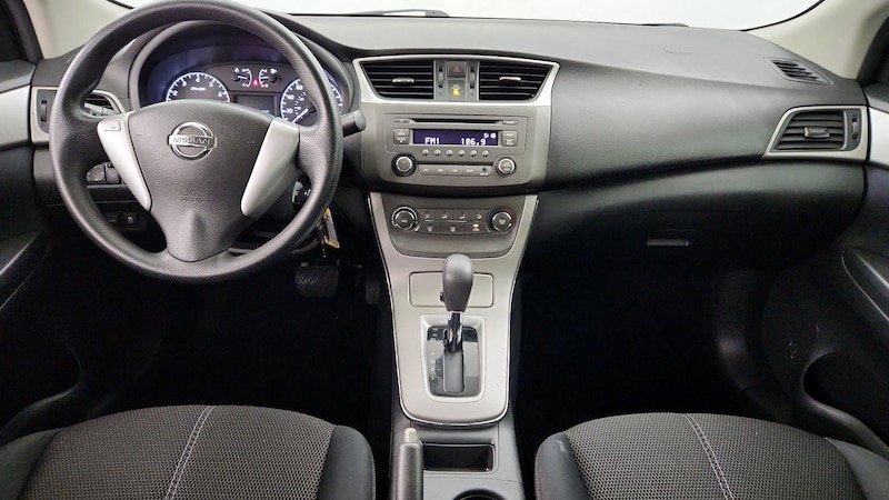 2014 Nissan Sentra S 9