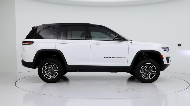 2022 Jeep Grand Cherokee Trailhawk 4xe 7