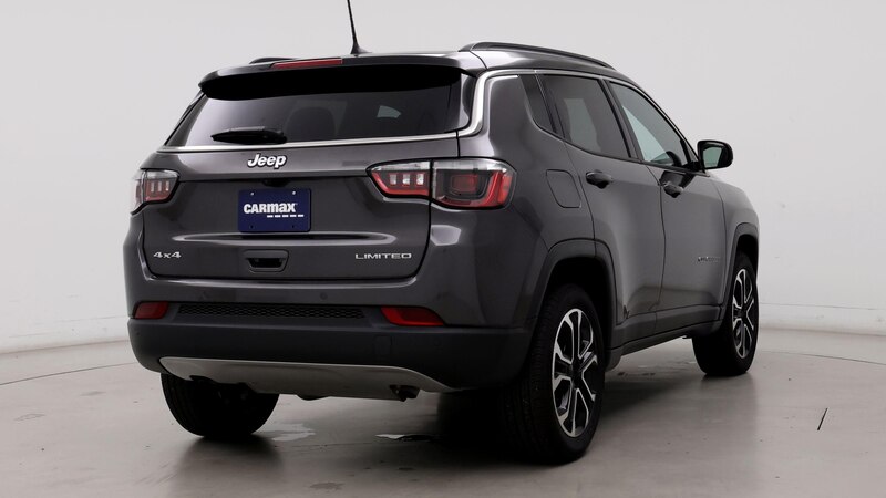 2024 Jeep Compass Latitude 8