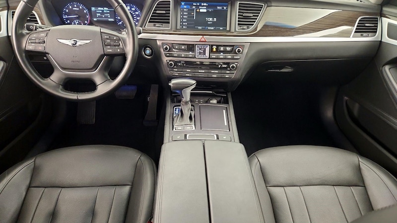 2018 Genesis G80  9