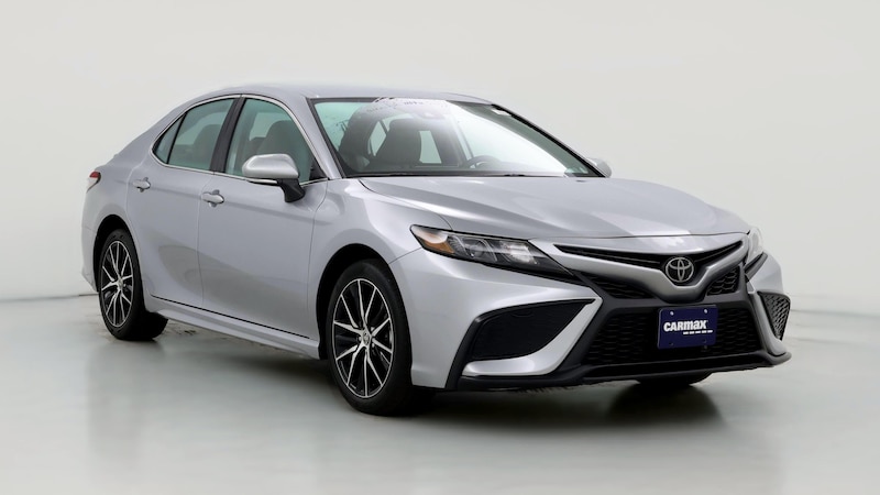 2023 Toyota Camry SE Hero Image