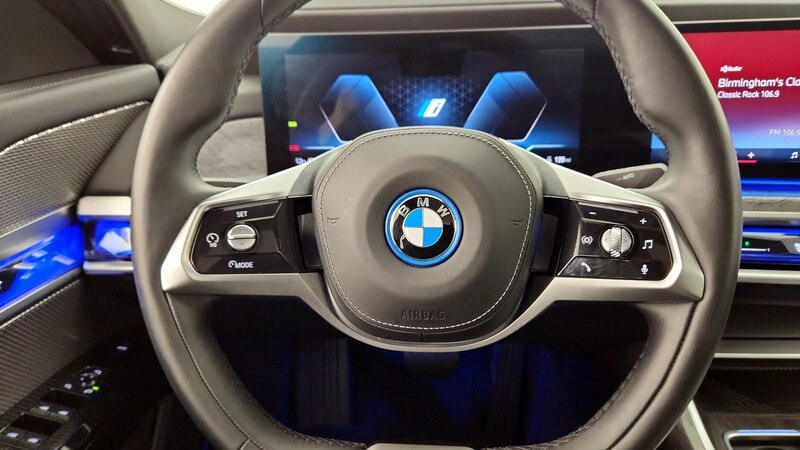 2024 BMW i7 eDrive50 10