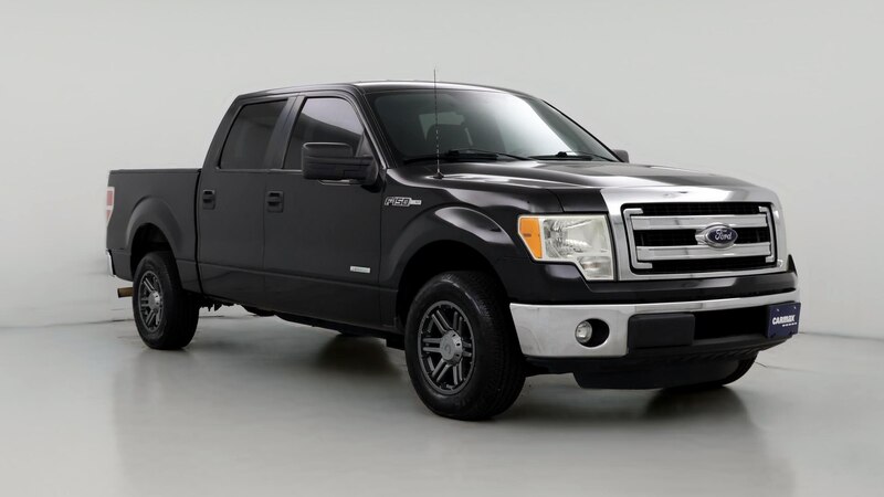 2013 Ford F-150 XLT Hero Image