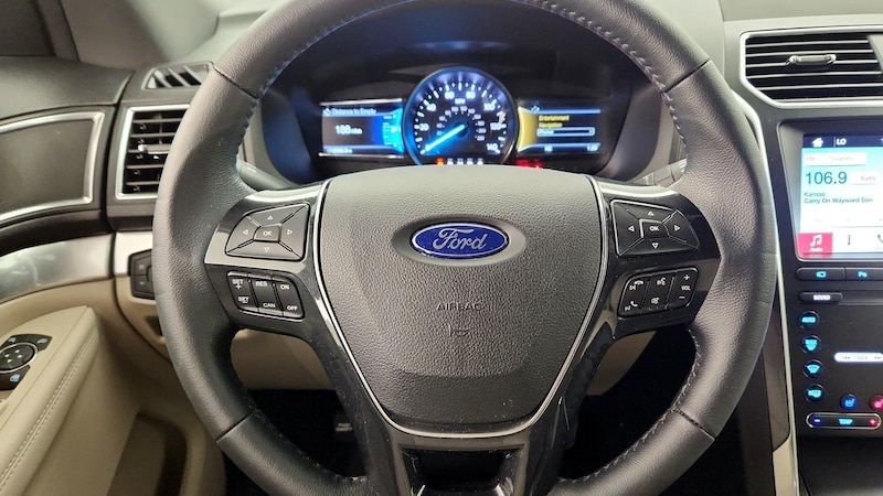 2019 Ford Explorer Limited 10