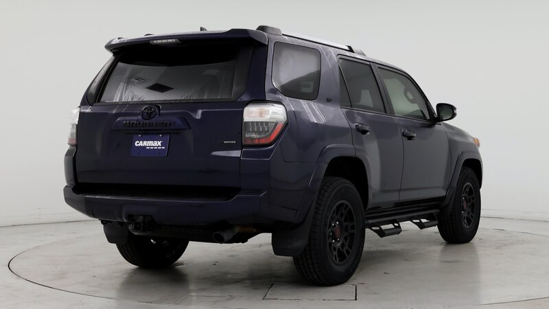 2022 Toyota 4Runner SR5 8