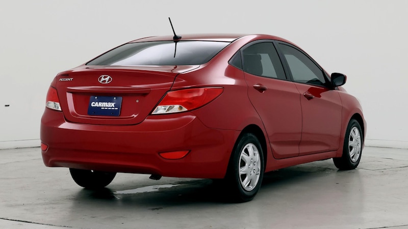 2016 Hyundai Accent SE 8