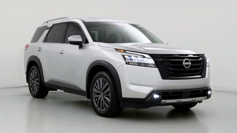 2022 Nissan Pathfinder SL Hero Image