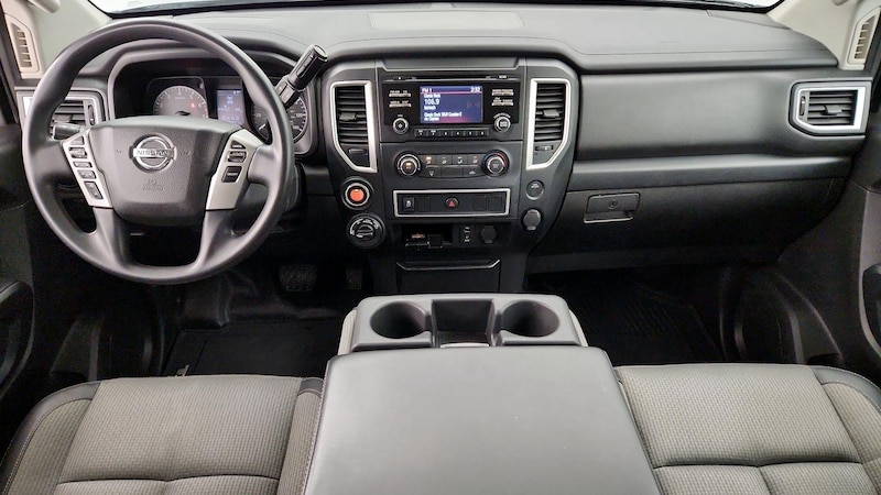 2018 Nissan Titan S 9