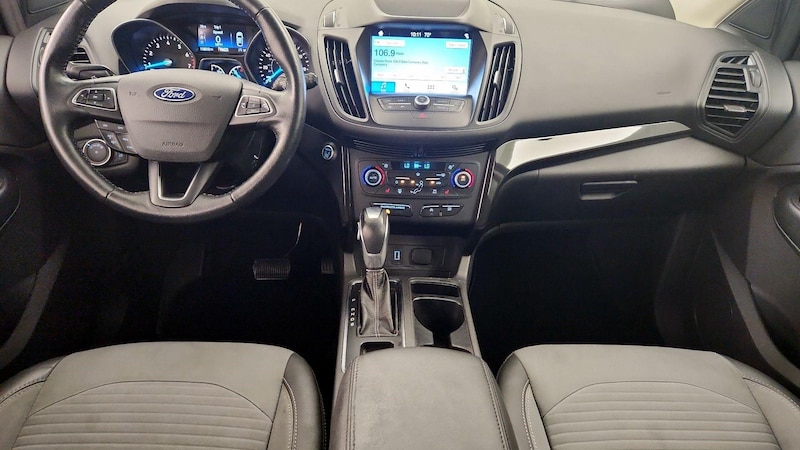 2019 Ford Escape SE 9