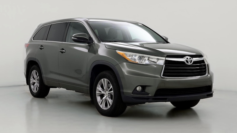 2015 Toyota Highlander Plus Hero Image