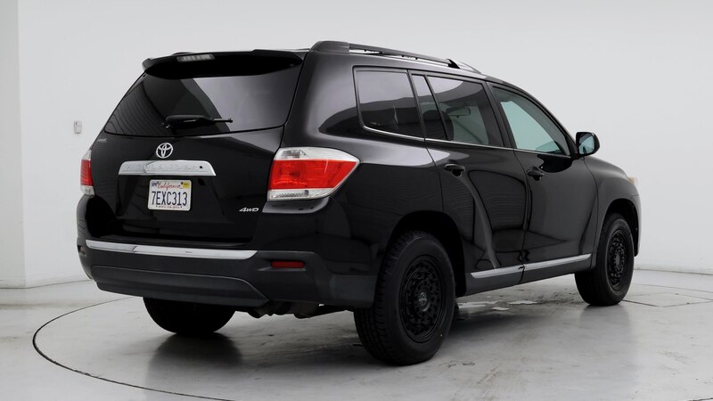 2013 Toyota Highlander Plus 8