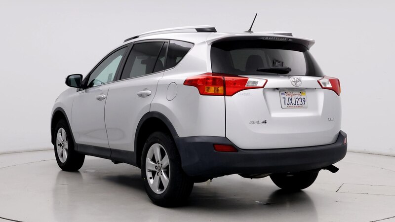 2015 Toyota RAV4 XLE 2