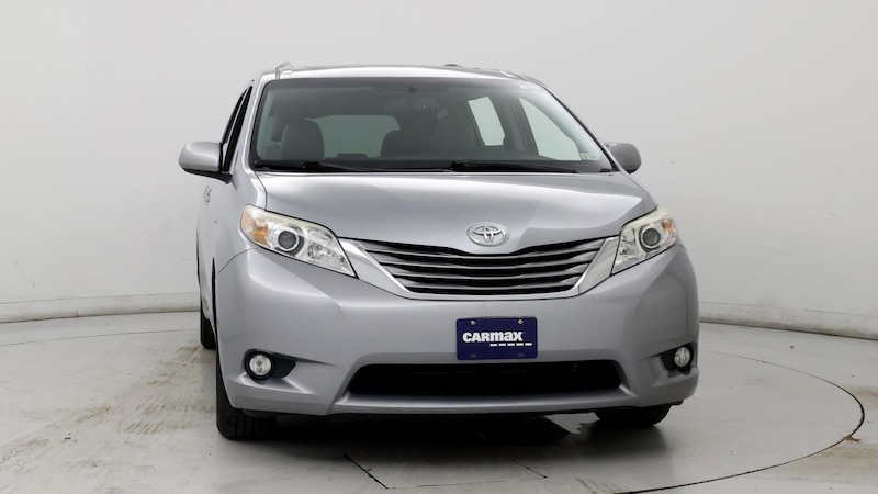 2016 Toyota Sienna XLE 5