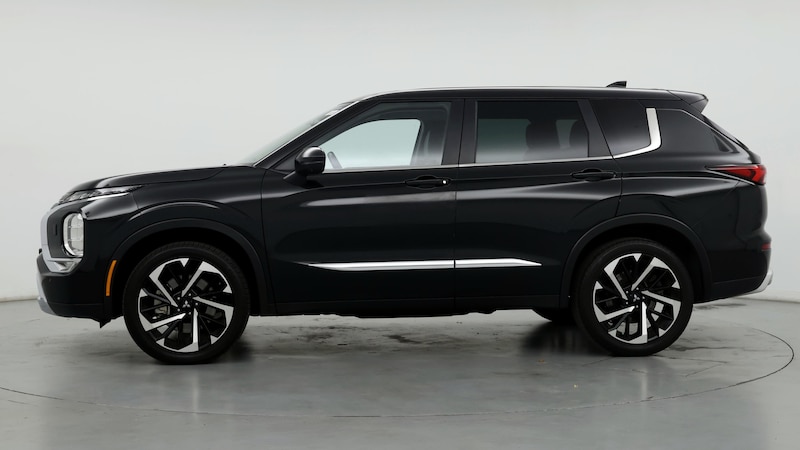 2023 Mitsubishi Outlander SE 3