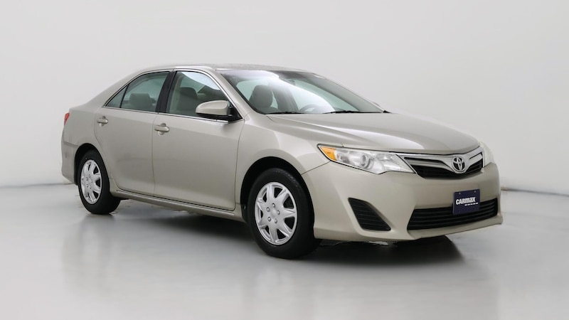 2014 Toyota Camry LE Hero Image