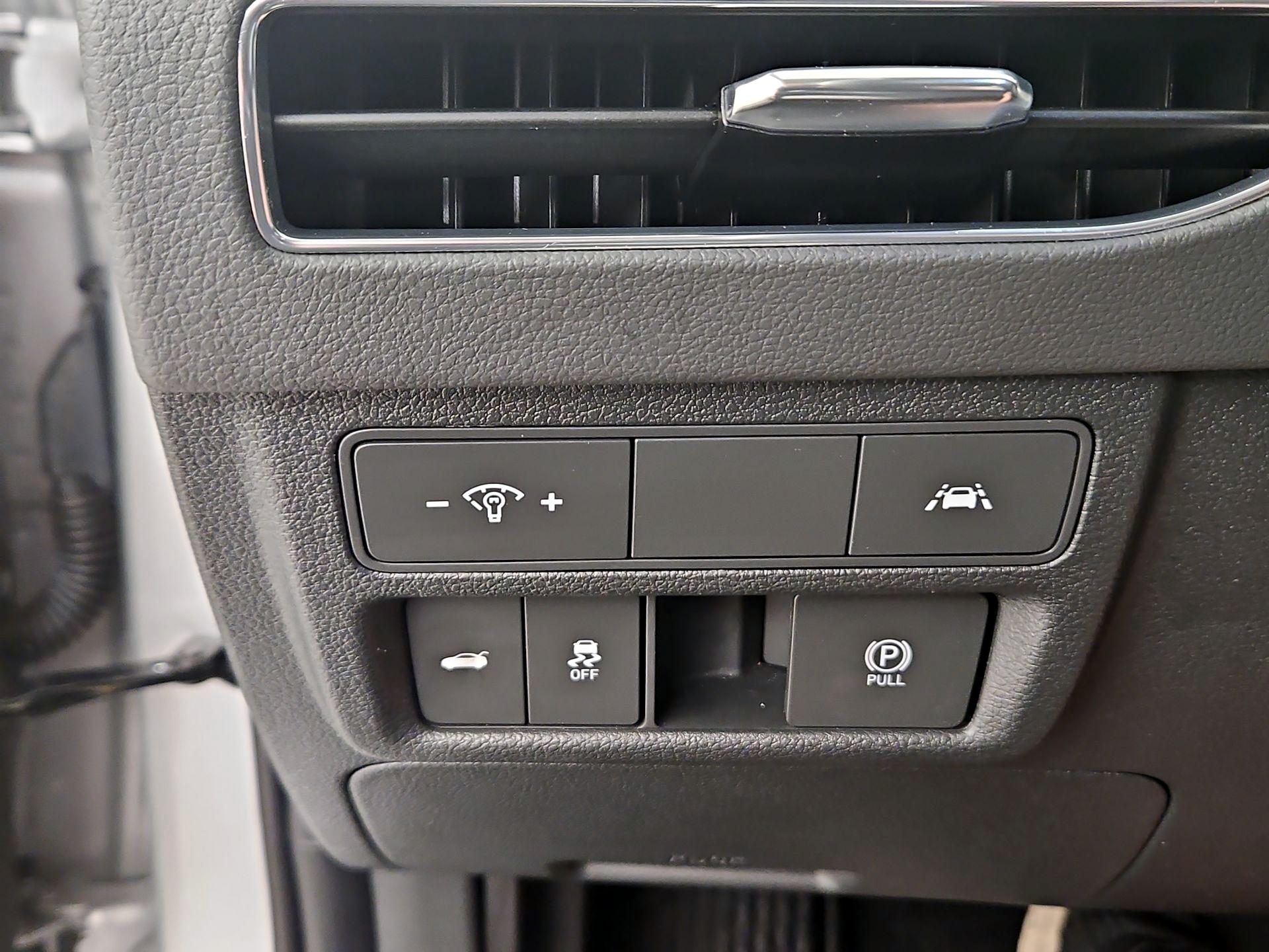 Thumbnail: 2023 Hyundai Sonata - 13