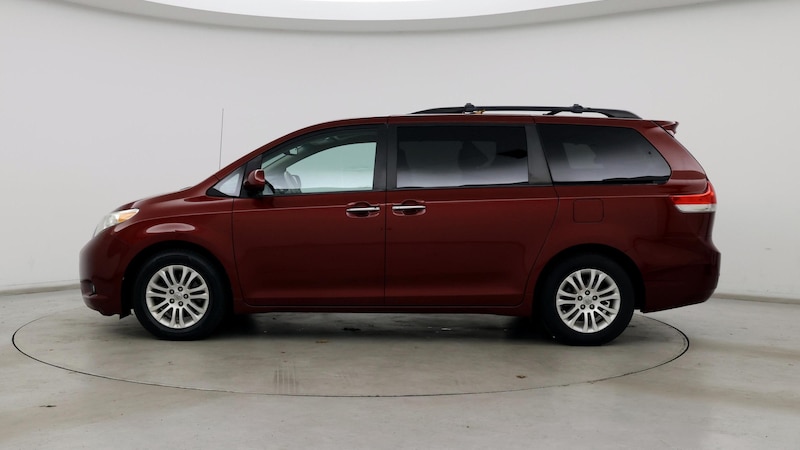 2014 Toyota Sienna XLE 3