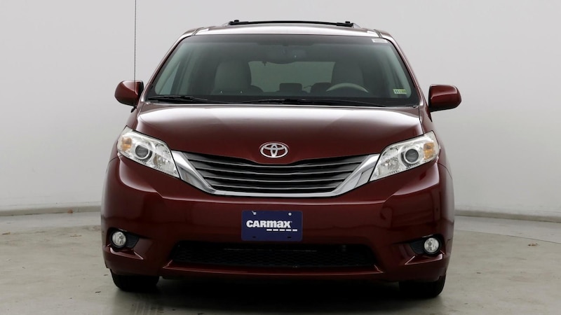 2014 Toyota Sienna XLE 5