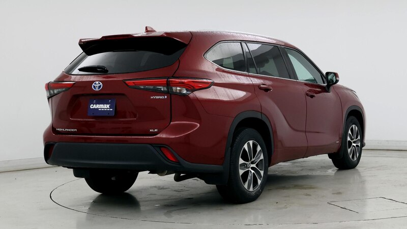 2022 Toyota Highlander XLE 8