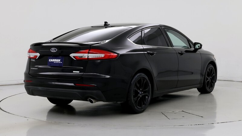 2020 Ford Fusion SE 8