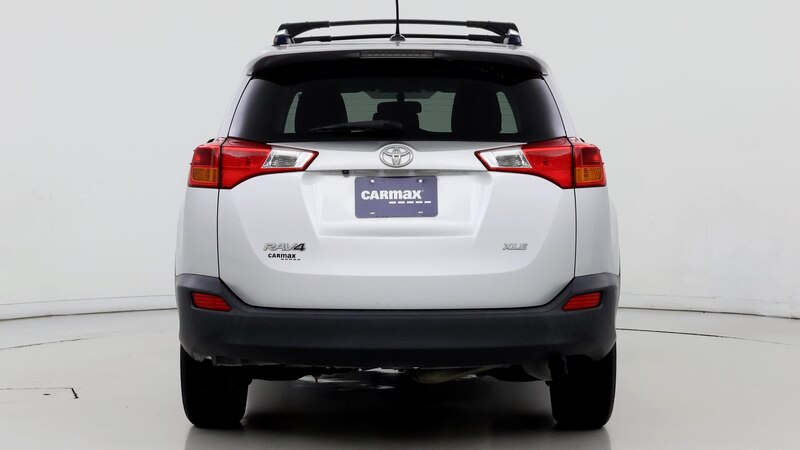 2015 Toyota RAV4 XLE 6