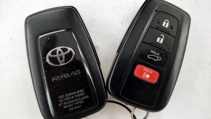 2020 Toyota RAV4 XLE Premium 23