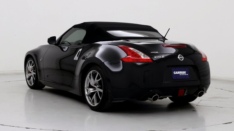 2015 Nissan Z Sport 2