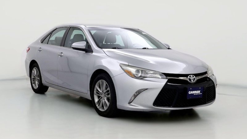 2015 Toyota Camry SE Hero Image