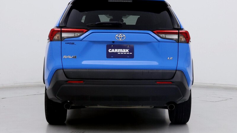 2019 Toyota RAV4 LE 6