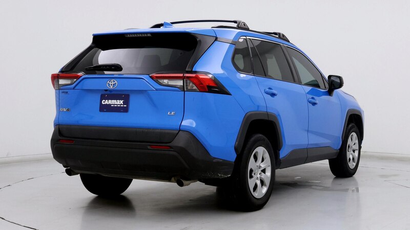 2019 Toyota RAV4 LE 8