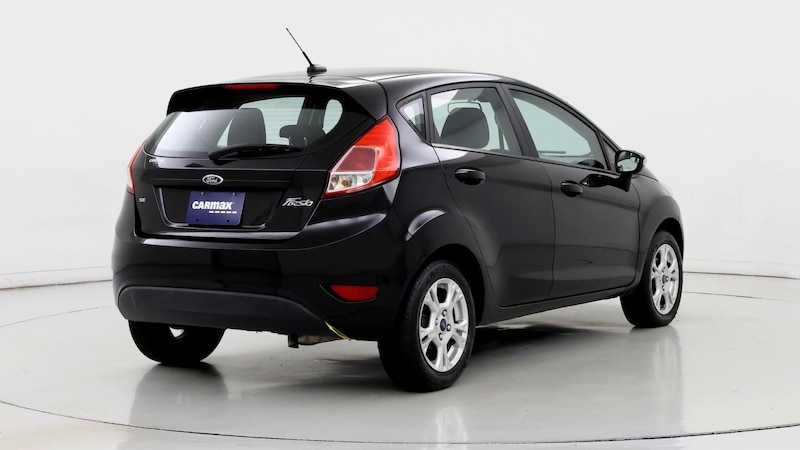 2015 Ford Fiesta SE 8