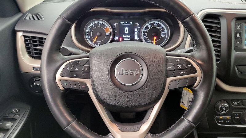 2016 Jeep Cherokee Sport 10