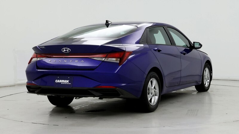 2023 Hyundai Elantra SE 8