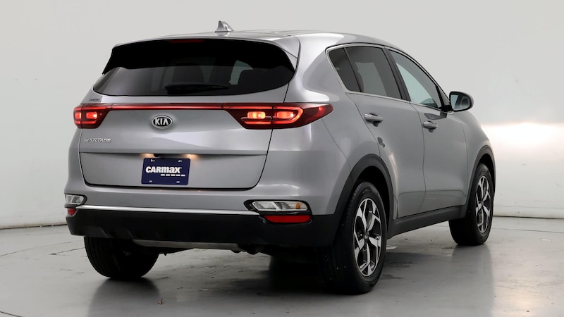 2022 Kia Sportage LX 8