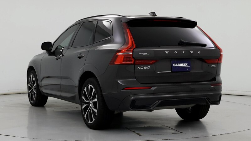 2023 Volvo XC60 B5 Plus 2