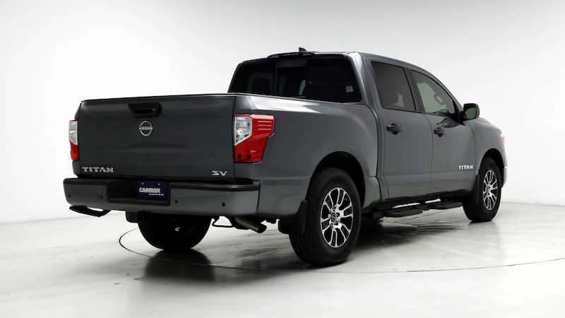 2023 Nissan Titan SV 8