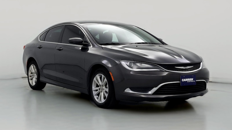 2016 Chrysler 200 Limited Hero Image