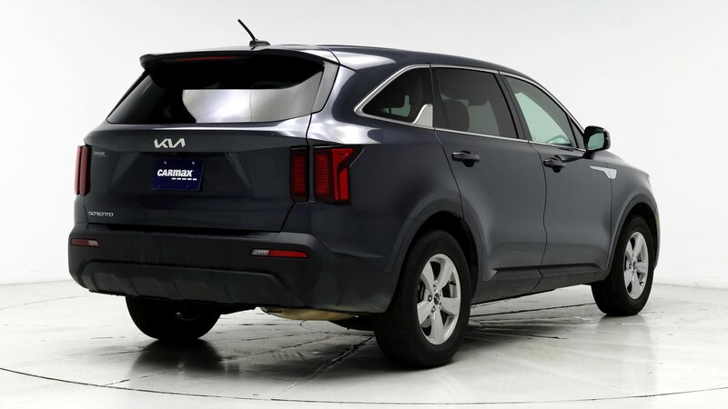 2023 Kia Sorento EX 8